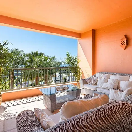 Apartment Mediterranean Swing - Royal Flamingos I
